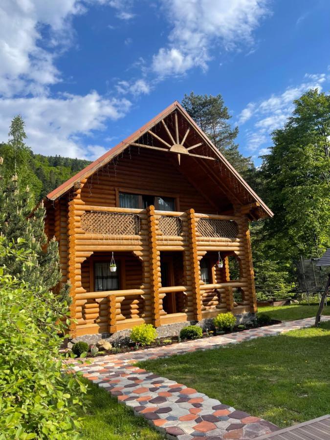 Котедж "Villa Затишна" Mykulychyn Extérieur photo