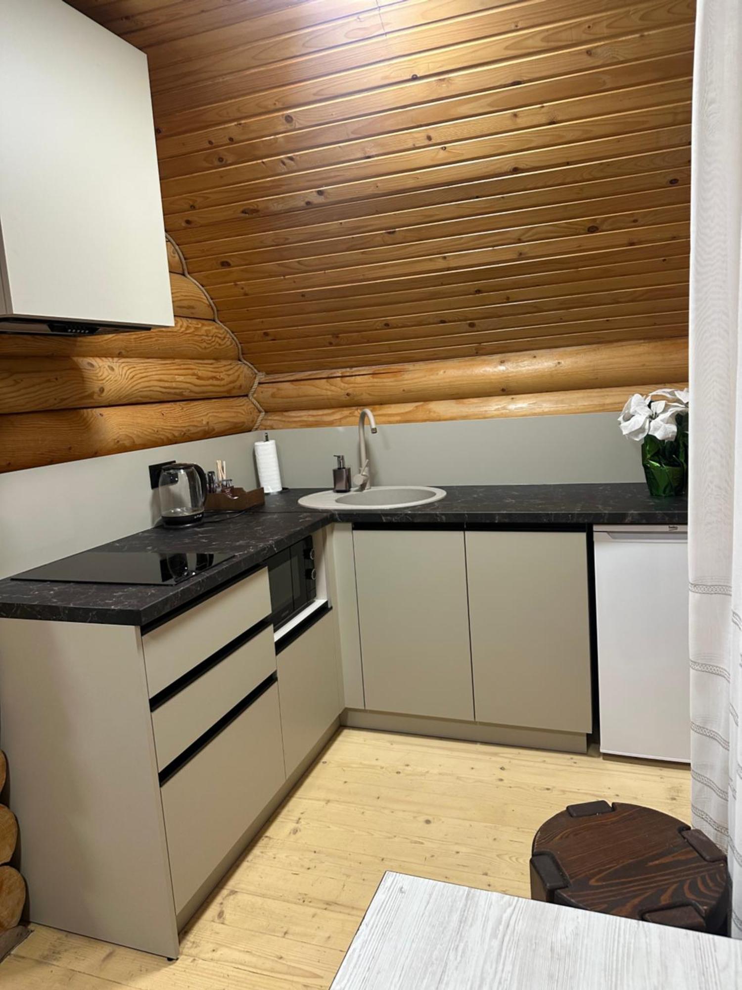 Котедж "Villa Затишна" Mykulychyn Extérieur photo